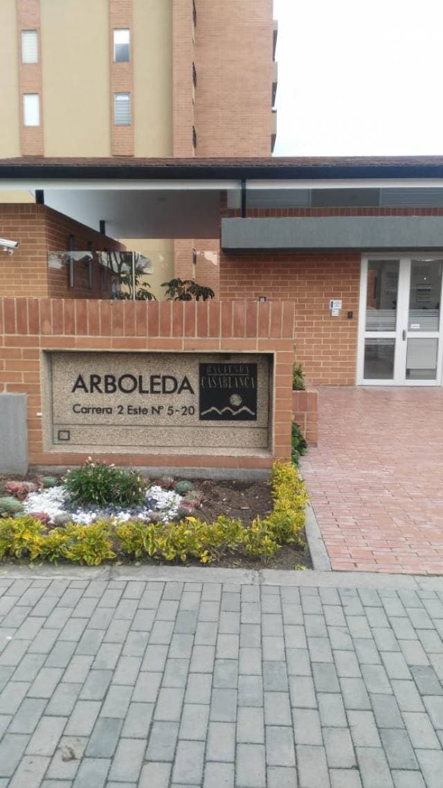 MADRID, AMARILO, C. ARBOLEDA, APTO 4 PISO, ASCENSOR, PARQUEADERO — foto 6