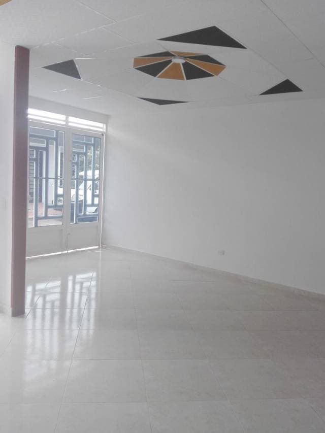 ESPECTACULAR CASA BIEN UBICADA EN ACACIAS META — foto 3