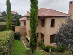 Casa Campestre en Arriendo Chía ENCENILLOS DE SINDAMANOY