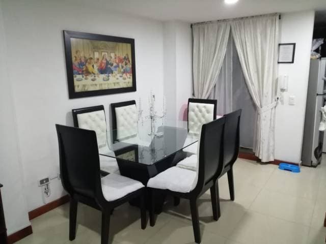 Vendo cómodo apartamento en sabaneta — foto 2