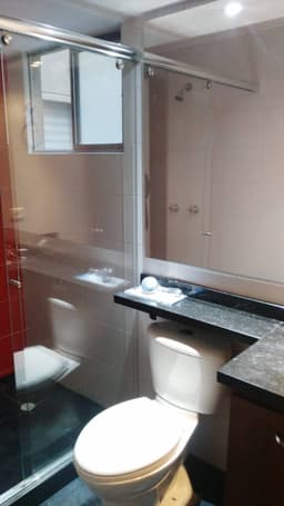 MADRID, AMARILO, VENDO APTO 4 PISO, EXCELENTE ESTADO.PARQUEADERO PROPIO.