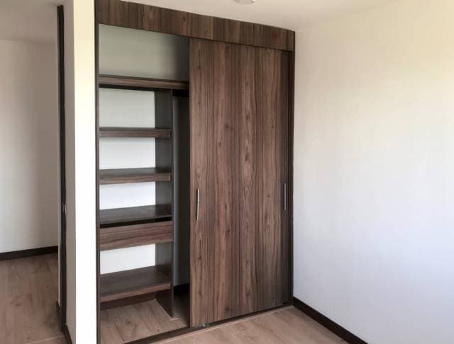 Madrid, ESCALLON, ARRIENDO APTO PARA ESTRENAR 5 PISO CON ASCENSOR — foto 8