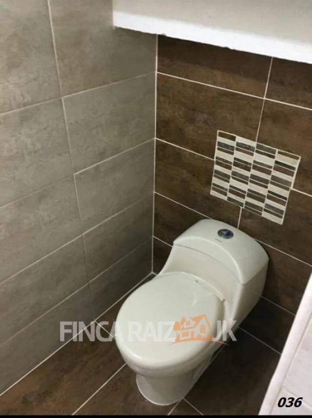SE VENDE CASA DE DOS PISOS — foto 2