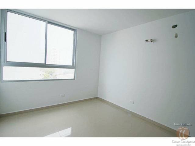 VENTA APARTAMENTO CRESPO 3 ALCOBAS NUEVO 13 — foto 2