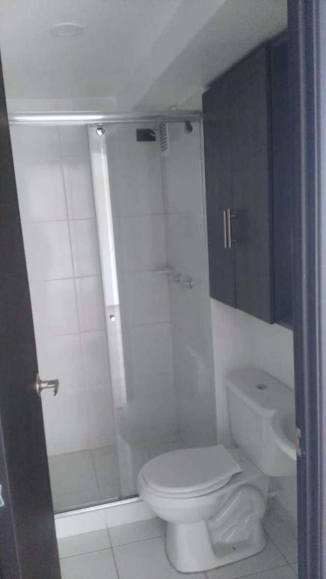 MADRID, PRADO VENDO APTO 4 PISO, EXCELENTE ESTADO — foto 9