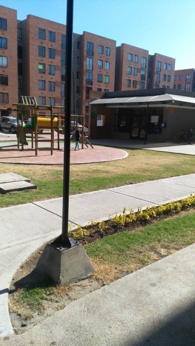 MADRID, PRADO VENDO APTO 4 PISO, EXCELENTE ESTADO — foto 10