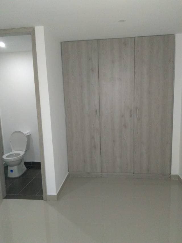 VENDO CÓMODO APTO EN ITAGUI — foto 3