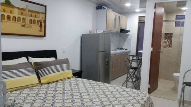 APARTAESTUDIO AMOBLADO CALLE 80 — foto 6
