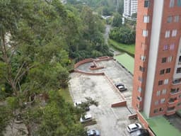 arriendo apto en loma del indio san diego medellin