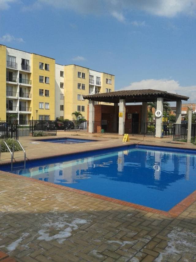 OPORTUNIDAD APARTAMENTO EN CIUDAD 2000 — foto 3