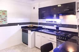VENDO/PERMUTO MARAVILLOSA VISTA APARTAMENTO REMODELADO ED. CON PIZCINA, SAUNA, TURCO, JACUZZI, SIN IGUAL VISTA