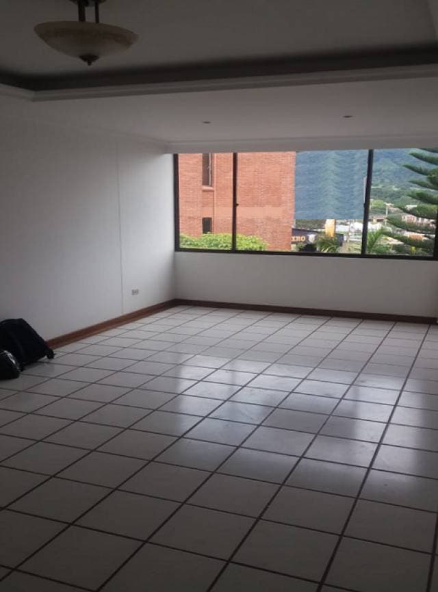 APARTAMENTO EN VENTA PRADOS DEL NORTE — foto 2