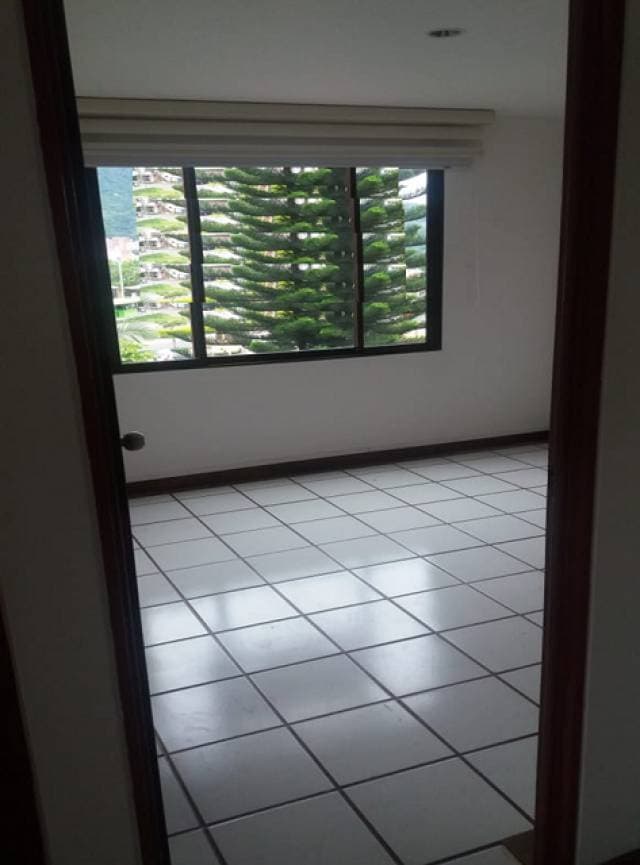 APARTAMENTO EN VENTA PRADOS DEL NORTE — foto 4