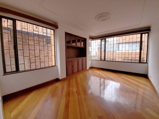 Espectacular Apartamento en CHico Reservado !Oportunidad!