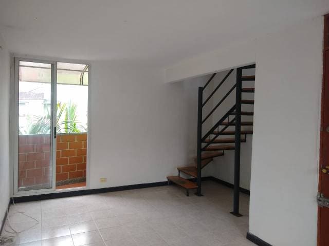Venta de apartamento ampli e iluminado — foto 2