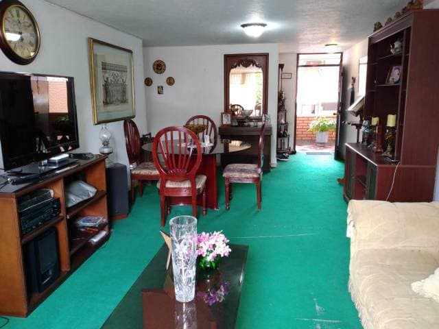 Venta de Apartamento en Cali a una cuadra de la Quinta por la plaza de toros
