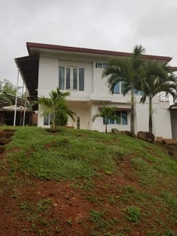 Venta de Casa Campestre con vista al sur de Cali, a 10 minutos de la Plaza de Toros