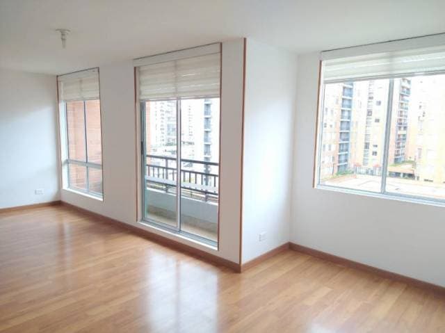 APARTAMENTO EN VENTA SECTOR GRAN GRANADA — foto 8