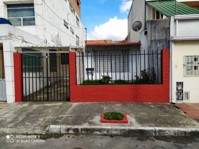 Se vende casa en Bogotá precio negociable. — foto 1