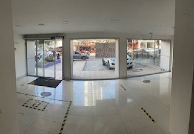 Bocagrande, local 425m2 sobre avenida  san martin — foto 8