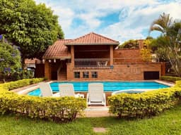 Venta de hermosa casa en Lagos del Cacique