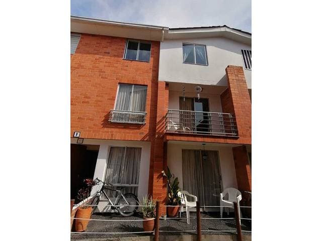 Venta de Casa en Cali en La Hacienda — foto 1