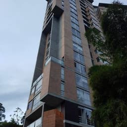 Venta Apartamento en Edificio Entre Arroyos