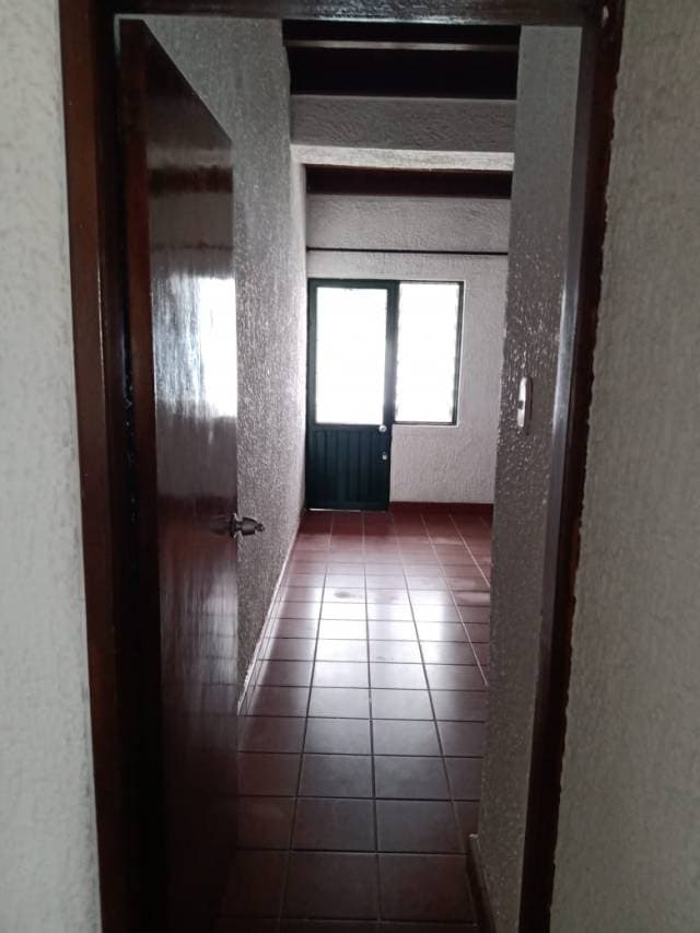 Vendo excelente casa directamente, San Francisco parte alta — foto 2