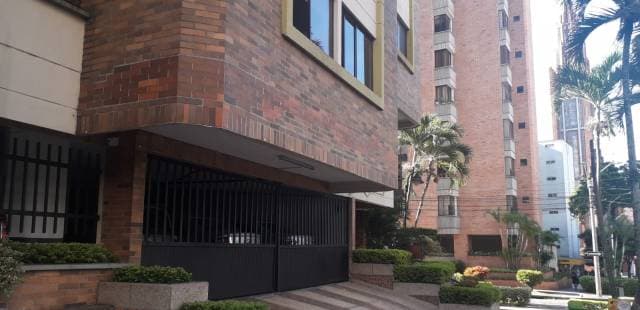 Apartamento en Sotomayor Edificio Britania — foto 1