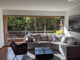 Apartamento en venta en Los Rosales, Bogotá - 1 Habitaciones, 70m2