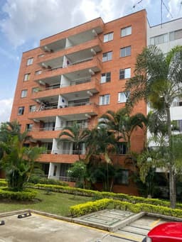 Apartamento en barrio La Hacienda en Unidad