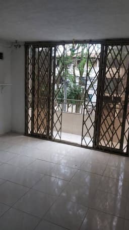 Inmobiliaria Licasa arrienda apartamento segundo piso, barrio el Lido