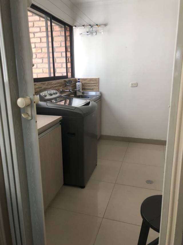 Apartamento en Medellin, centro avenida La Playa — foto 6