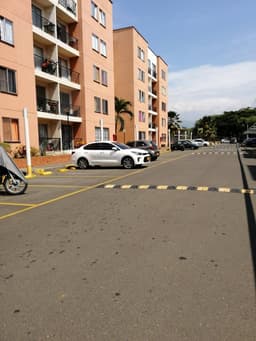 Apartamento en Unidad Residencial Bosques de Ciudad 2000