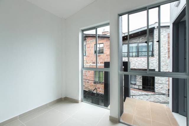 Venta de casas en Robledo Villa Sofia remodeladas - Medellín, Antioquia — foto 3