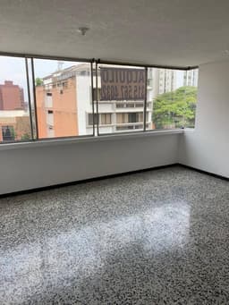 Se Alquila Apartamento en Edificio Guayacan barrio El Peñon