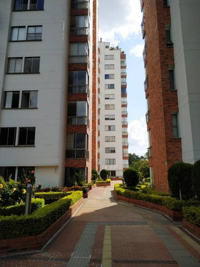 Apartamento en Bosque de Pinos, Bucaramanga — foto 3