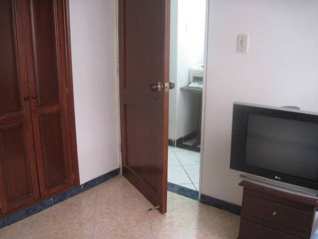 ARRIENDO LINDO  APARTAMENTO AMOBLADO — foto 1