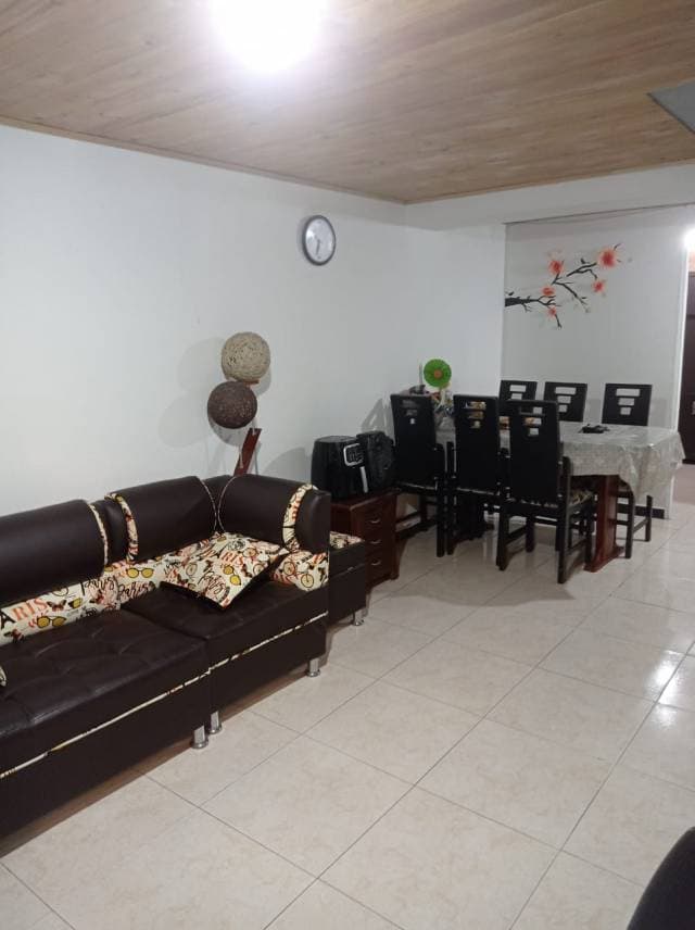 VENTA CASA RENTABLE  3 PISOS UNIR 2 — foto 8