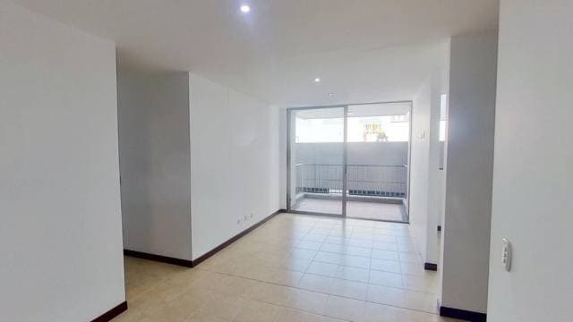 Venta de Apartamento en El Trapiche, Sabaneta — foto 2