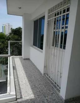 Apartamento en el barrio Chipre, excelente ubicacion