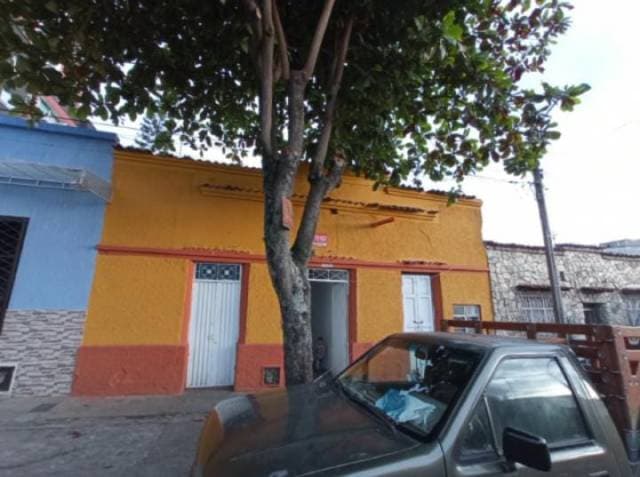 Venta de Casa Lote en Comuneros — foto 1
