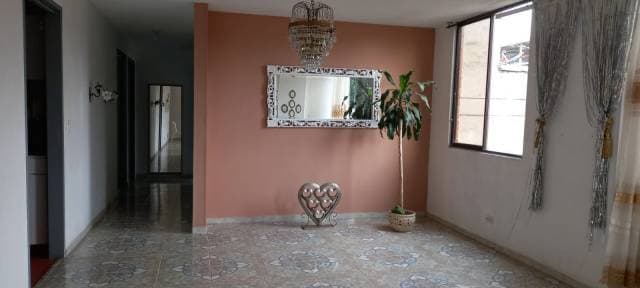 Apartamento en Edificio en el Barrio Los Cambulos, Cali — foto 1