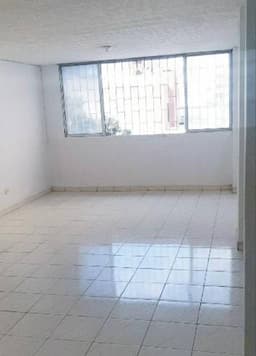 Apartamento a 2 cuadras del Club Colombia, excelente ubicacion