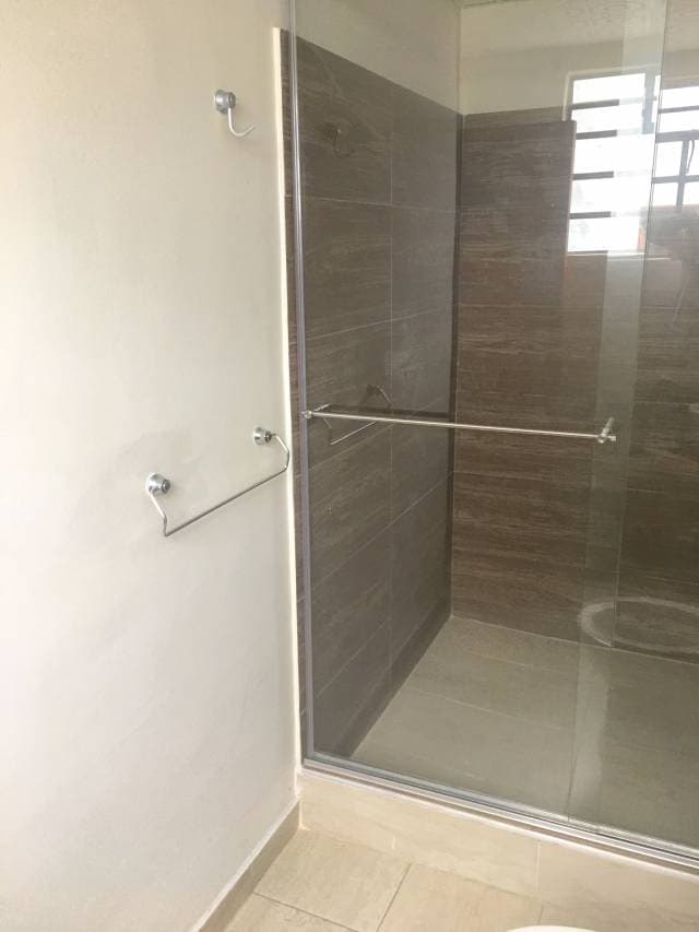 CASA EN VENTA. Remodelada. Gran oportunidad. NEGOCIABLE. — foto 6