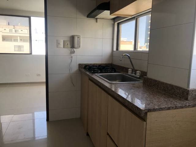 Arriendo Apartamento en Barranquilla Edificio Scalea — foto 3