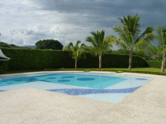 EL CRISTAL LOS ESPERA — foto 1