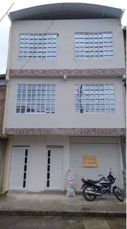 Casa de 3 pisos independientes para estrenar en Los Robles Palmira