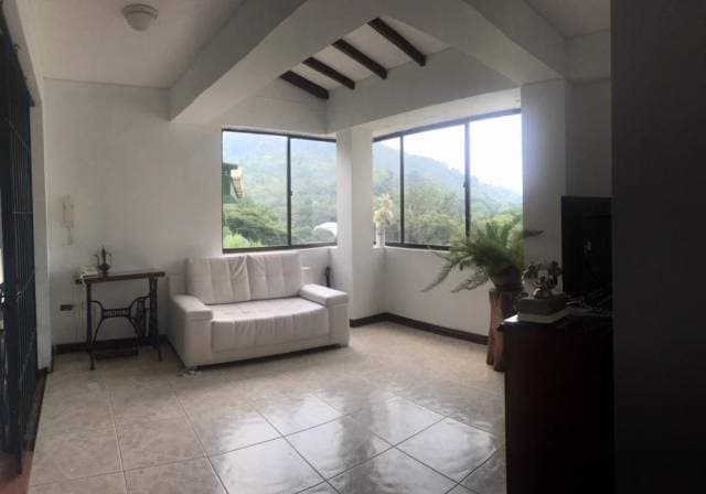 CASA EN PARCELACION CHORRO DE PLATA, PANCE — foto 6