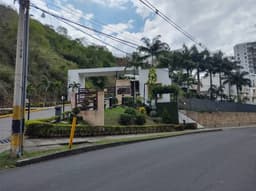 Venta de hermosa Casa en el Oeste de Cali